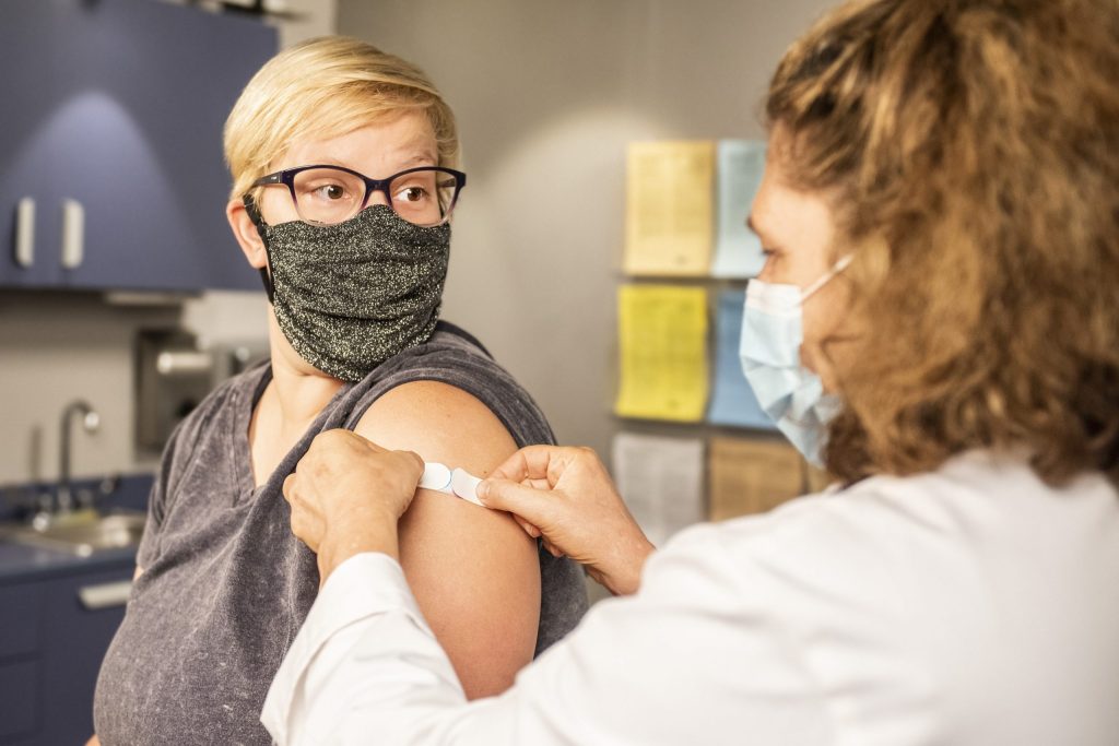 employer vaccine incentives