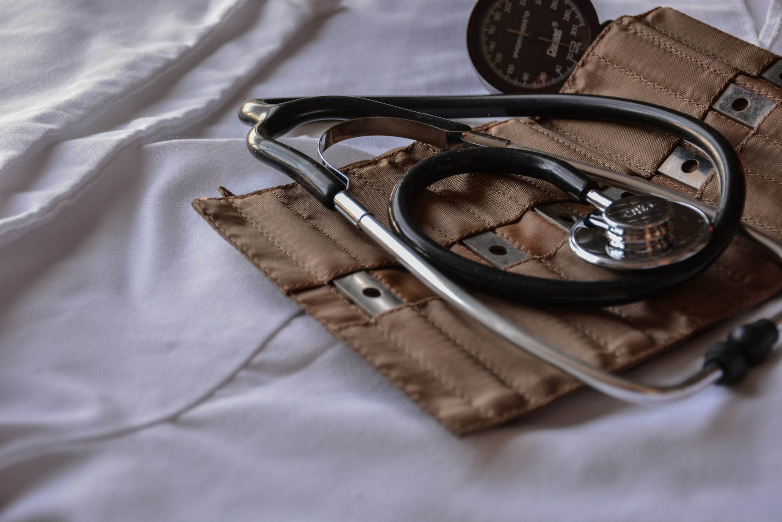 Stethoscope and sphygmomanometer (device for measuring blood pressure)