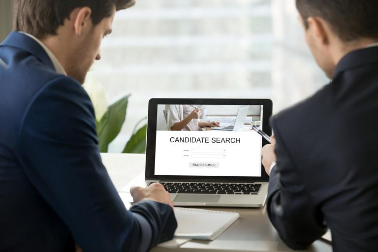 Use these 7 recruiting software solutions to find the right talent for your business