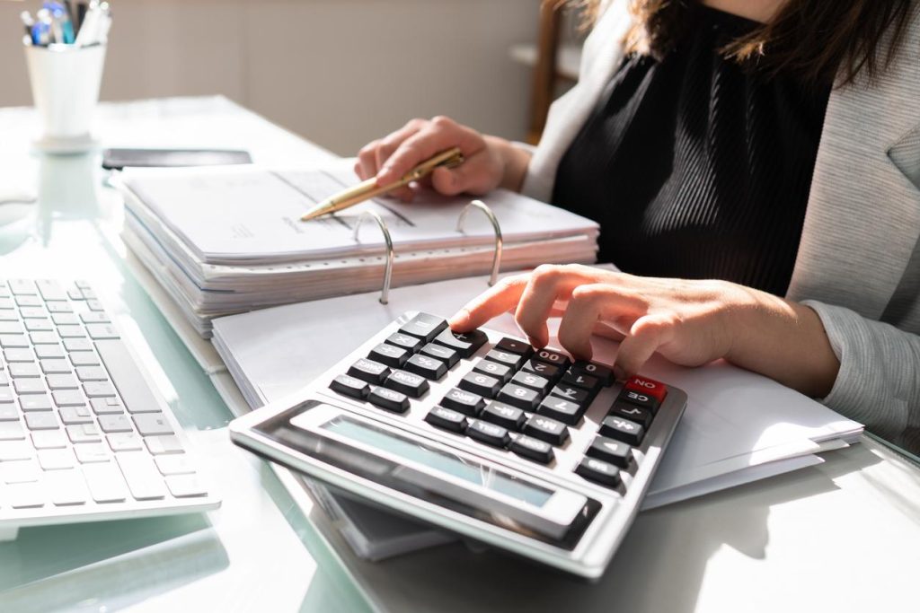 Illustration of outsourced accounting services.