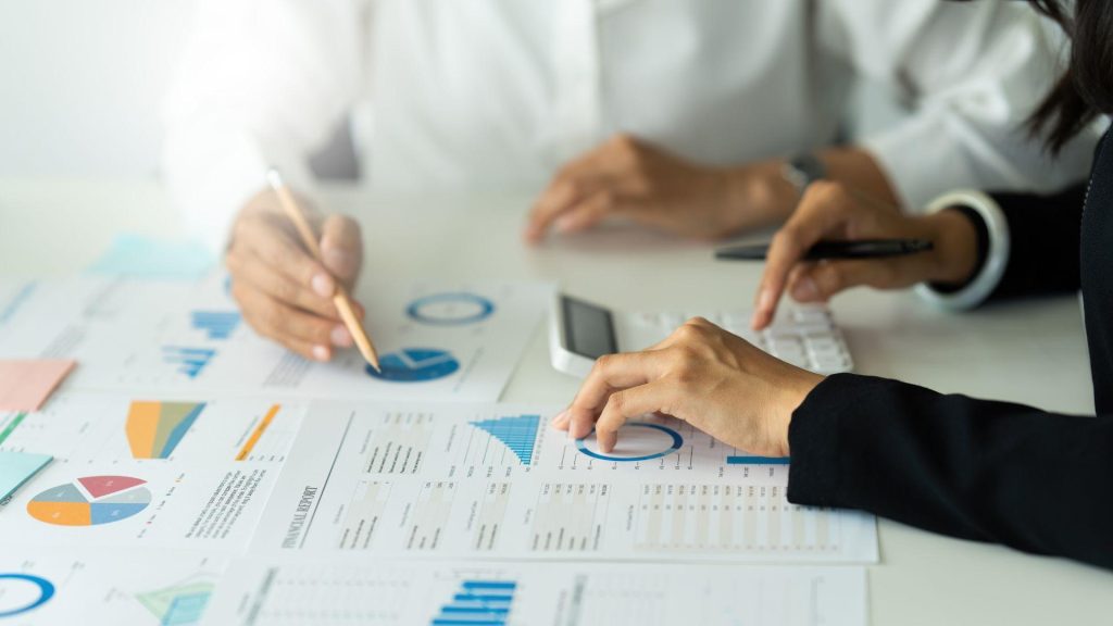 Gain clarity on the roles of CFOs and Financial Controllers with our comprehensive guide. Understand the distinct responsibilities and contributions of each role in managing financial operations and driving business success.