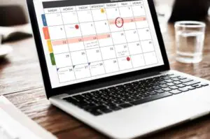 Year-Round Tax Planning vs. Last-Minute Filing